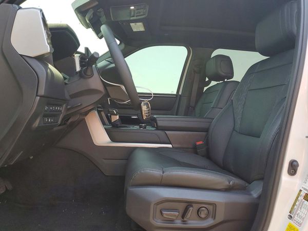 2025 TOYOTA TUNDRA