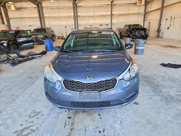 2016 KIA FORTE GL (Middle-Low Grade)
