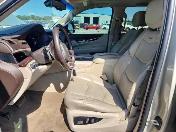 2016 CADILLAC ESCALADE ESV Luxury