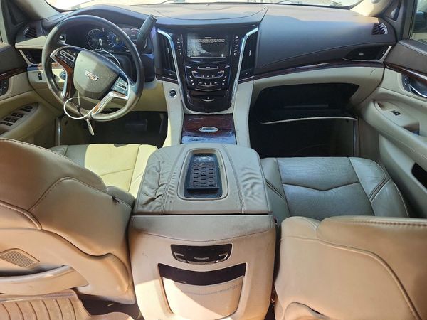 2016 CADILLAC ESCALADE ESV Luxury