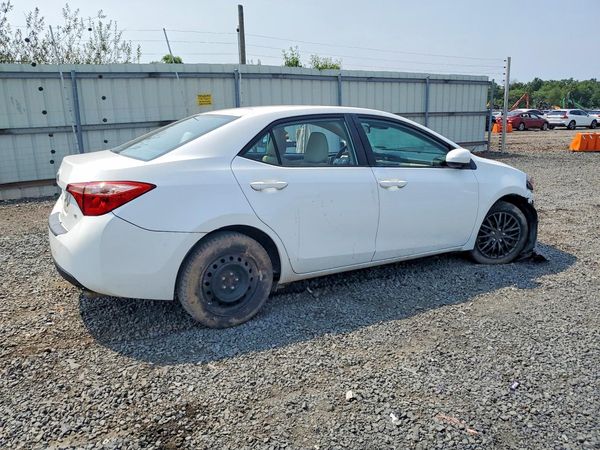 2018 TOYOTA COROLLA