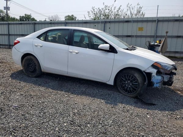 2018 TOYOTA COROLLA