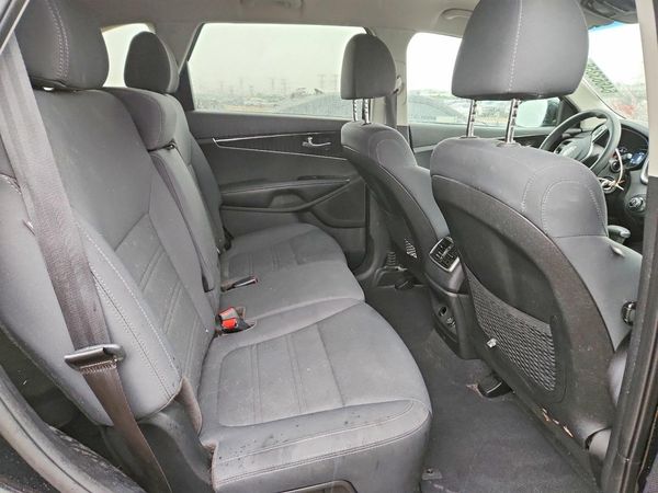 2019 KIA SORENTO L, LX, S