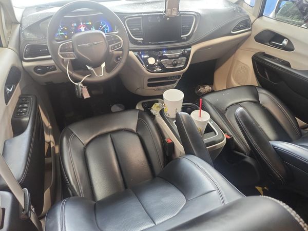 2023 CHRYSLER PACIFICA Touring L — CKPT