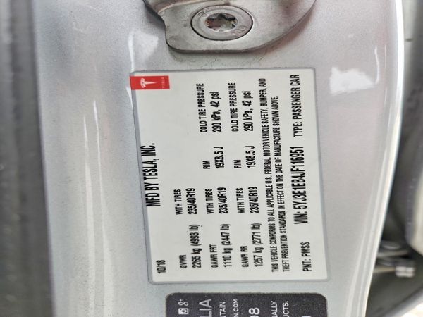 2018 TESLA MODEL 3