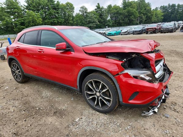 2017 MERCEDES-BENZ GLA GLA250