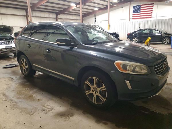 2014 VOLVO XC60