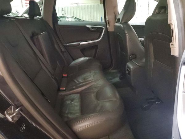 2014 VOLVO XC60