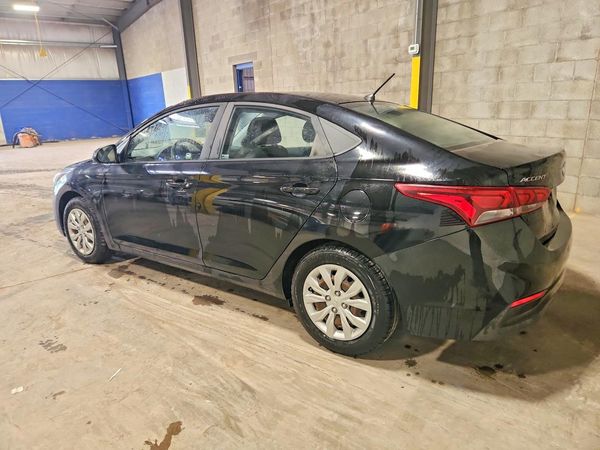 2020 HYUNDAI ACCENT SE and SEL