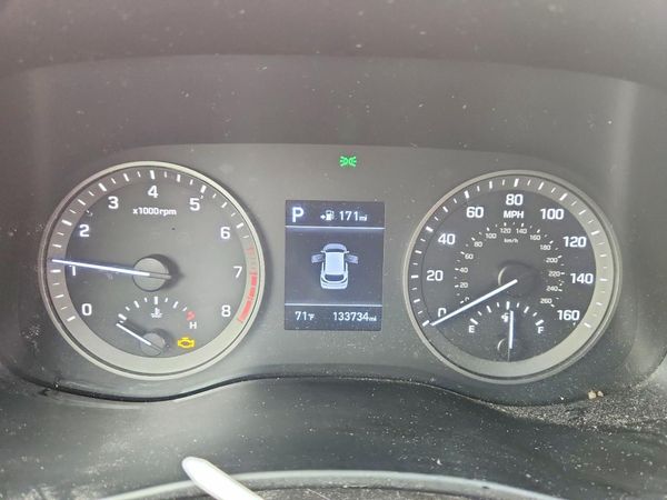 2019 HYUNDAI TUCSON