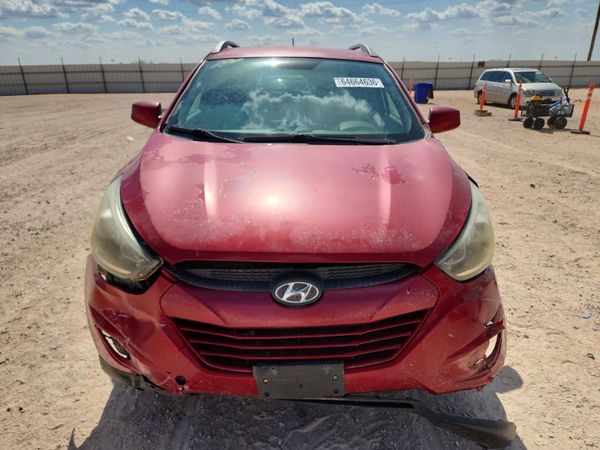2015 HYUNDAI TUCSON GLS (Middle)