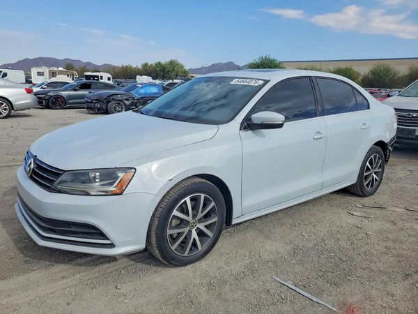 2017 VOLKSWAGEN JETTA SE — Front 3/4