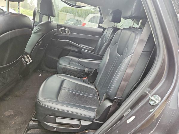 2023 KIA SORENTO