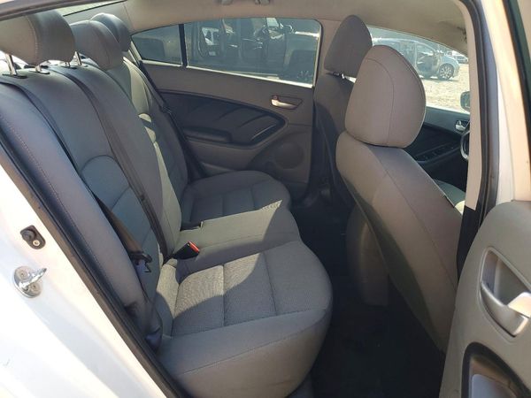 2017 KIA FORTE LX Base