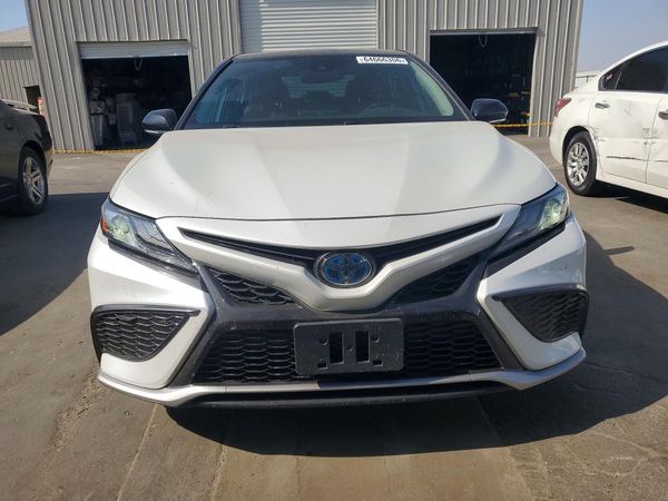 2022 TOYOTA CAMRY XSE