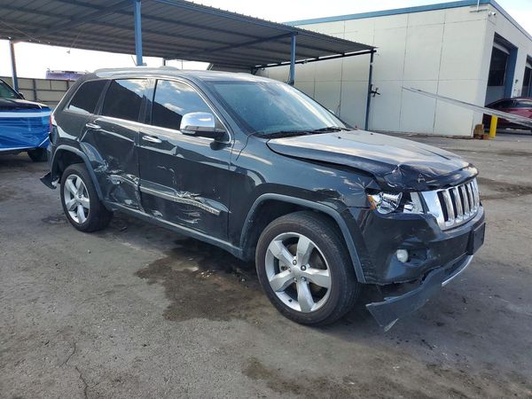 2012 JEEP CHEROKEE Limited — Passenger 3/4