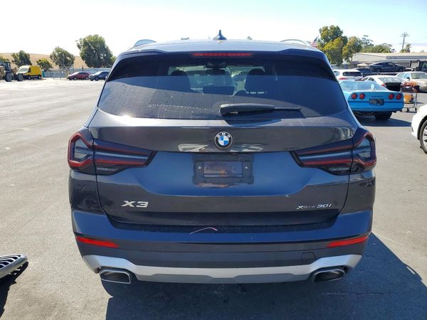 2022 BMW X3 xDrive30i