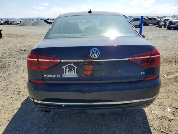 2017 VOLKSWAGEN PASSAT SE