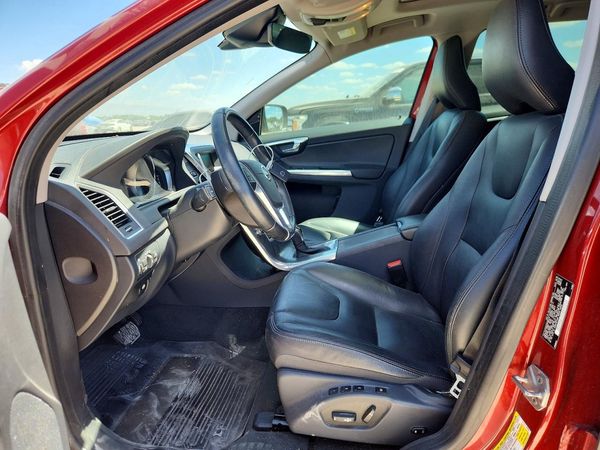 2016 VOLVO XC60 SV33 Premier