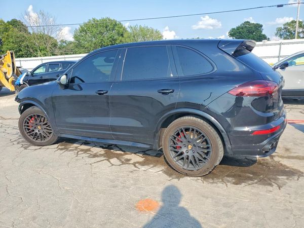 2017 PORSCHE CAYENNE