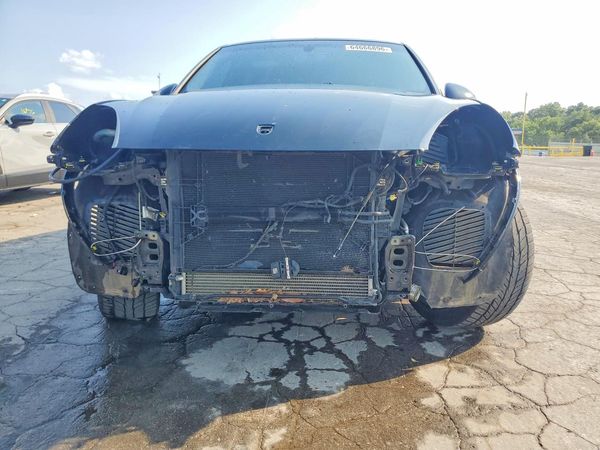 2017 PORSCHE CAYENNE