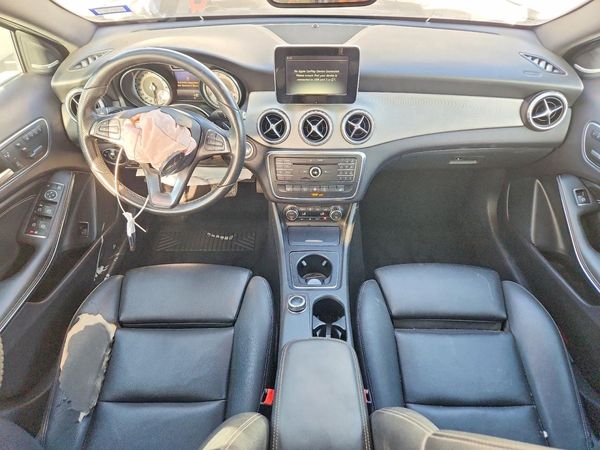 2017 MERCEDES-BENZ GLA GLA250