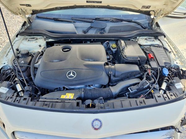 2017 MERCEDES-BENZ GLA GLA250
