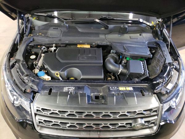 2019 LAND ROVER DISCOVERY SPORT HSE/Landmark Edition — Engine bay
