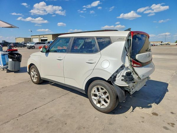 2022 KIA SOUL