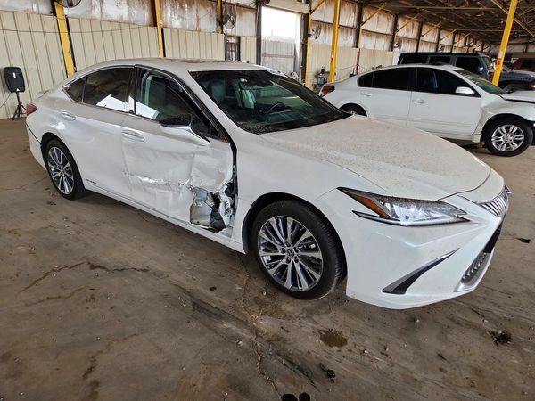 2021 LEXUS ES