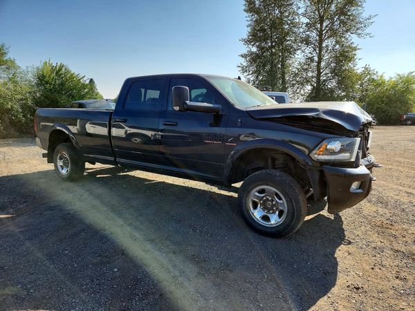 2014 RAM 3500 LARAMIE CREW CAB 4X4