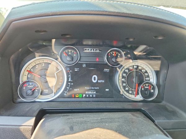 2014 RAM 3500 LARAMIE CREW CAB 4X4
