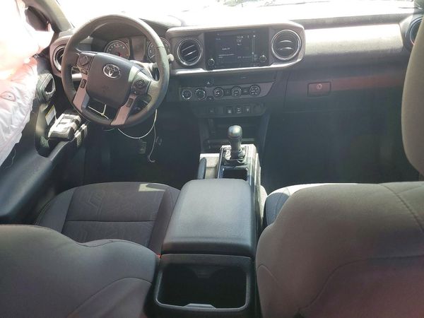 2019 TOYOTA TACOMA SR5