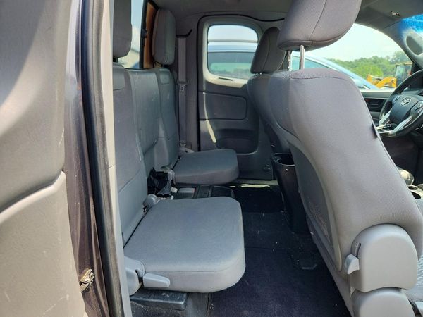 2015 TOYOTA TACOMA Delux Grade