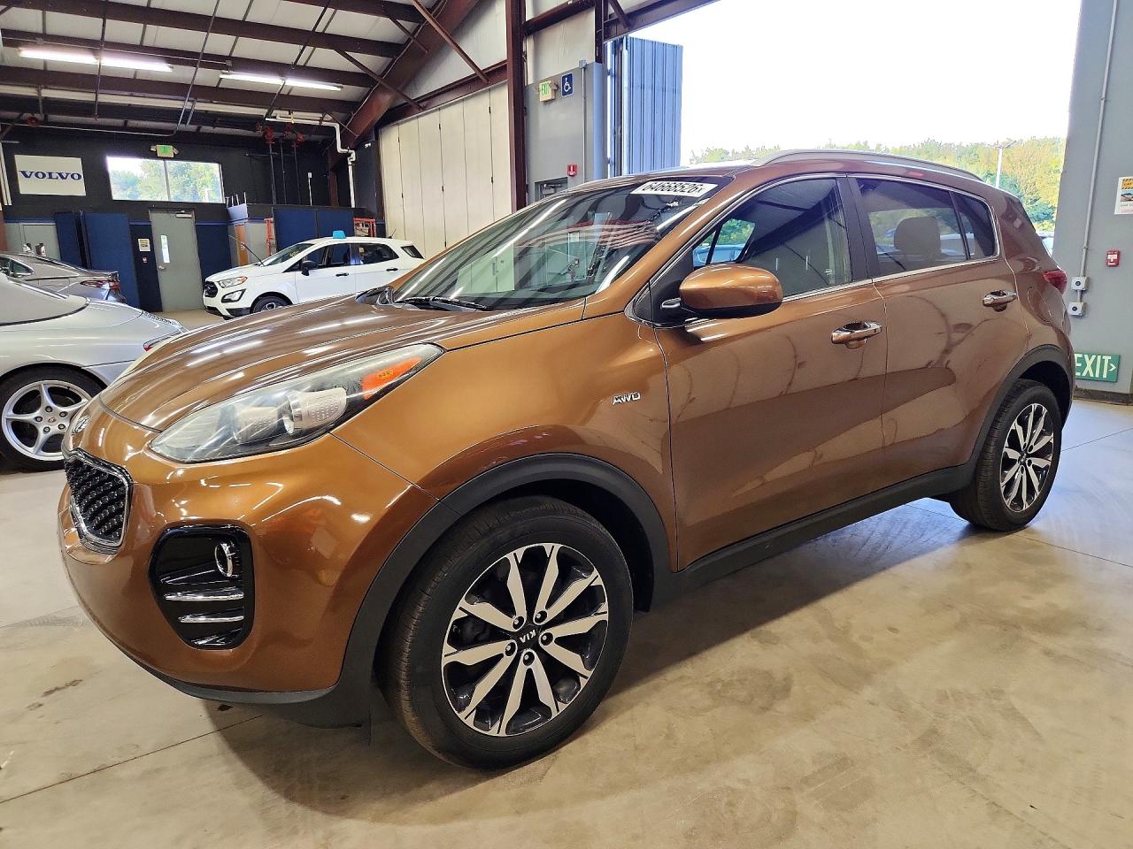 2017 KIA SPORTAGE EX — Front 3/4
