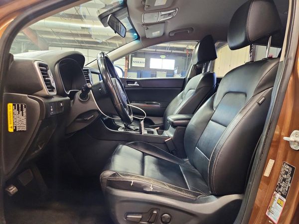 2017 KIA SPORTAGE EX — DENT