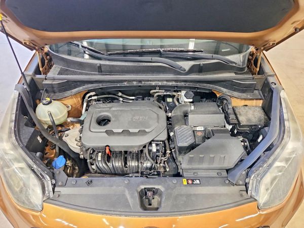 2017 KIA SPORTAGE EX — Engine bay