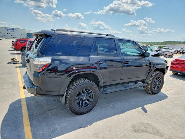 2017 TOYOTA 4RUNNER