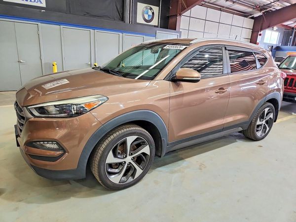 2016 HYUNDAI TUCSON