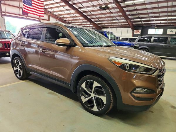 2016 HYUNDAI TUCSON