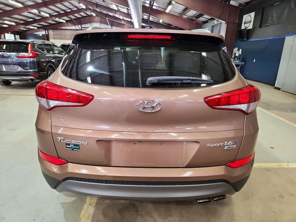 2016 HYUNDAI TUCSON