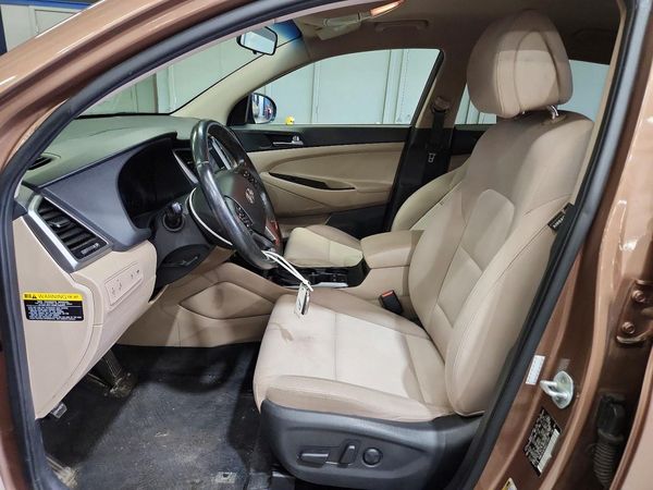 2016 HYUNDAI TUCSON