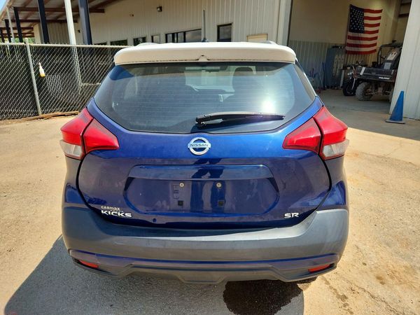2019 NISSAN KICKS