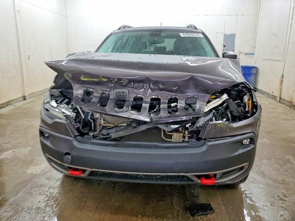 2019 JEEP CHEROKEE TRAILHAWK 4X4