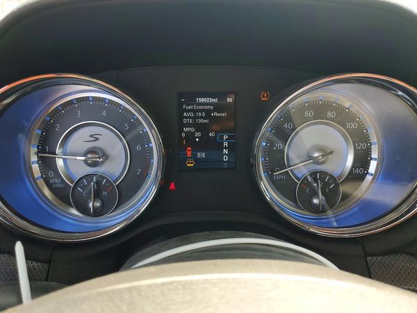 2014 CHRYSLER 300