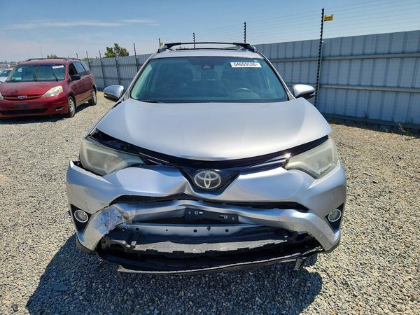 2017 TOYOTA RAV4 XLE