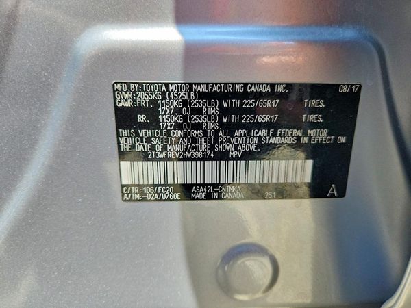 2017 TOYOTA RAV4 XLE