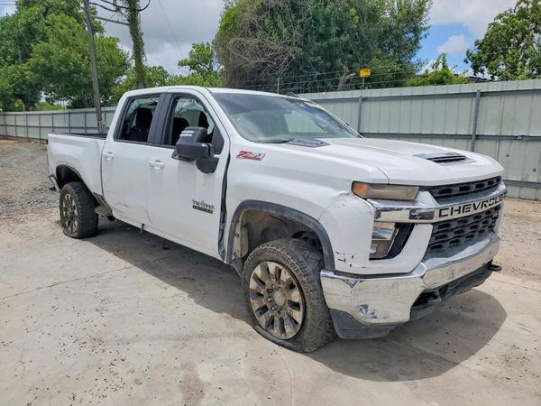 2021 CHEVROLET SILVERADO LT — Passenger 3/4