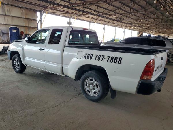 2015 TOYOTA TACOMA