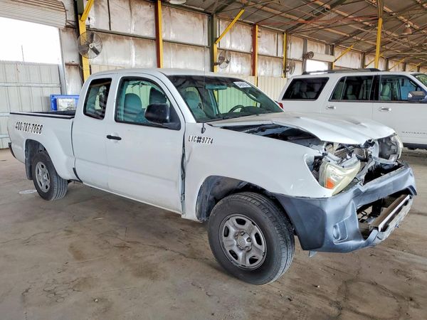 2015 TOYOTA TACOMA